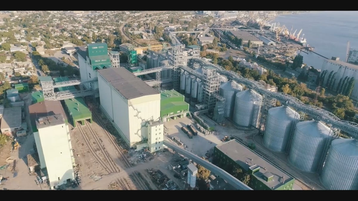 포스코인터내셔널이 우크라이나 흑해 연안 도시인 므콜라이우에서 운영 중인 곡물터미널.