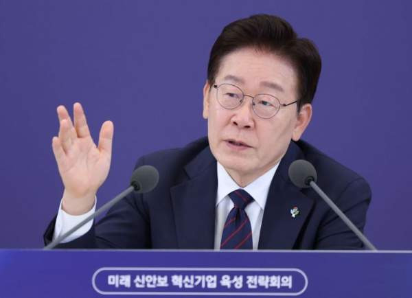 정부 피지컬AI: 2030년 세계 1위 도약 메가프로젝트 핵심 전략 분석과 전망