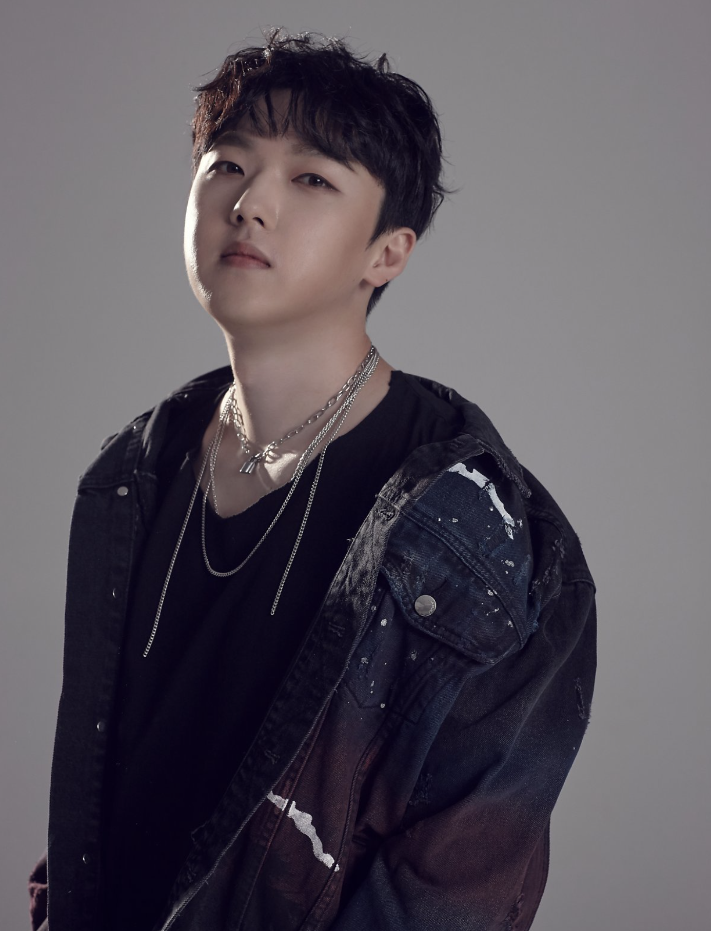 포레스텔라 강형호 화보