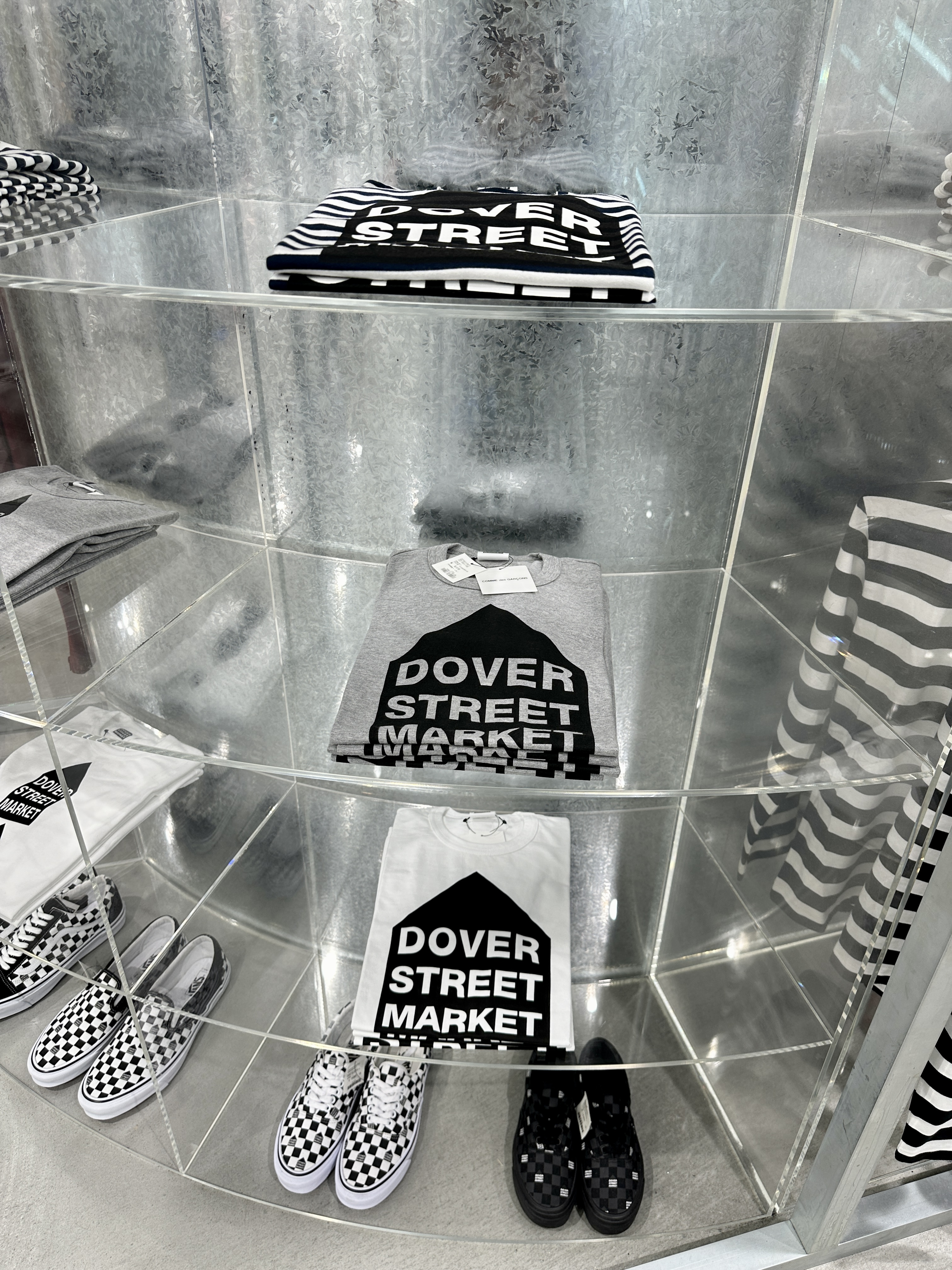 꼼데가르송 도버스트리트 마켓 콜라보 티셔츠