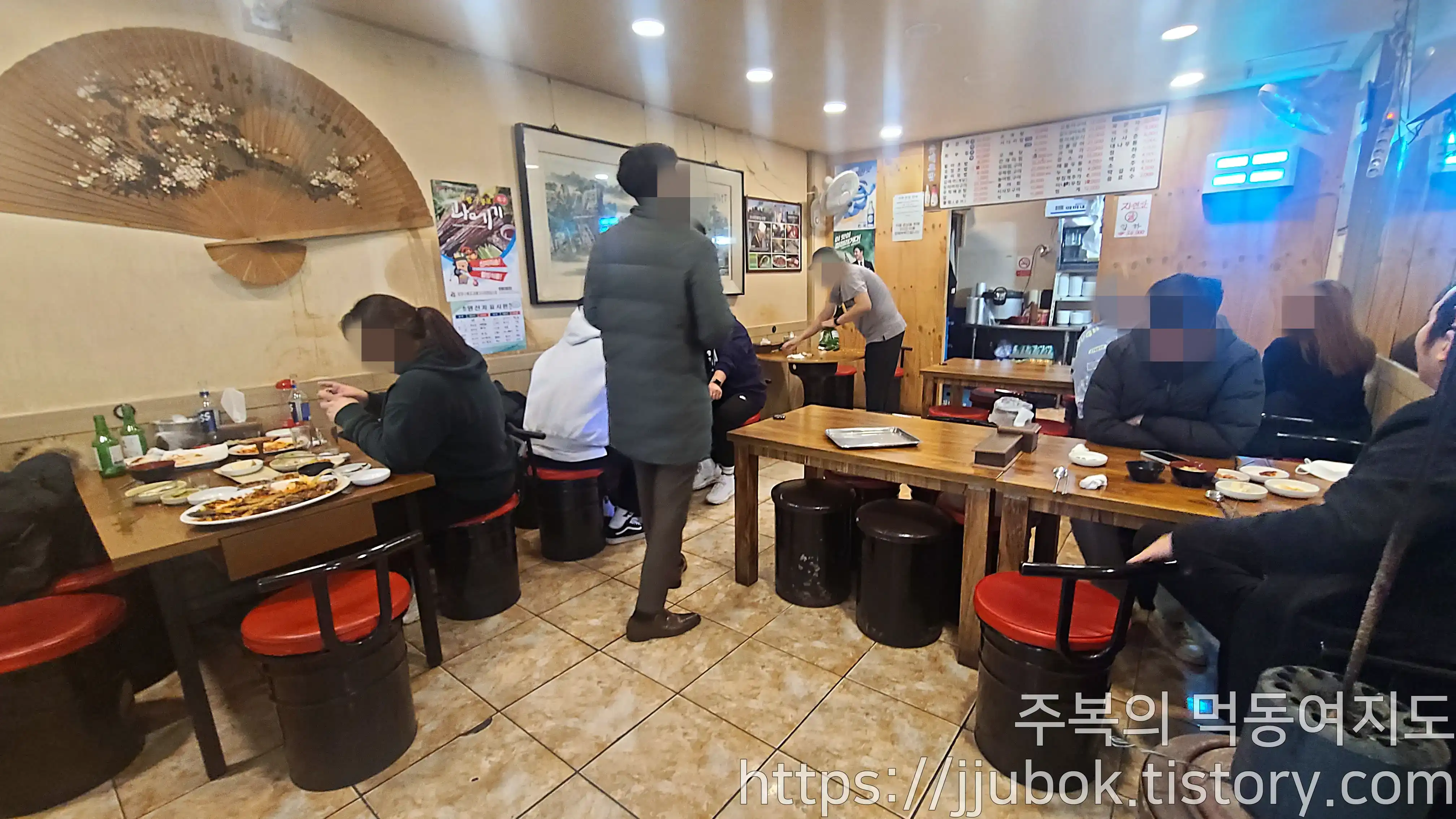 인천-계양구-계산동-유래초밥-내부-분위기-2