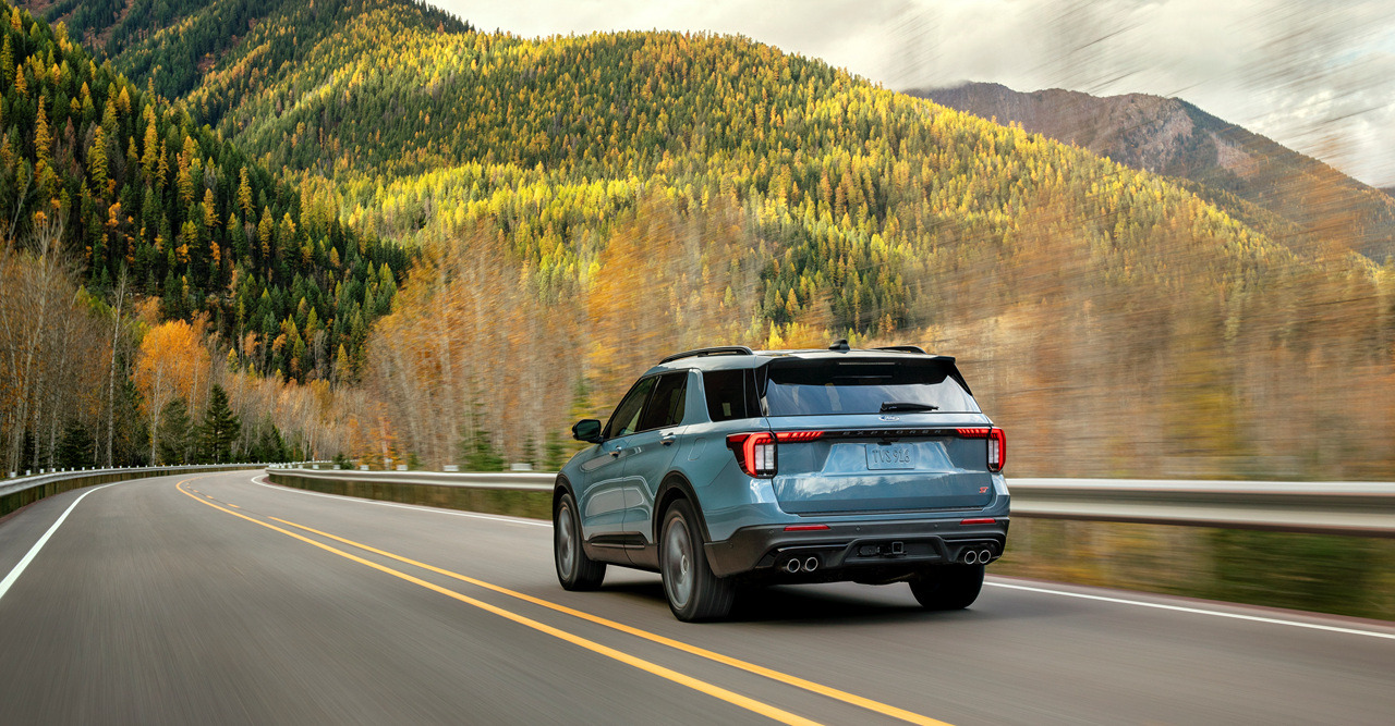 주행 성능: 스포티함과 안정감의 완벽 조화!