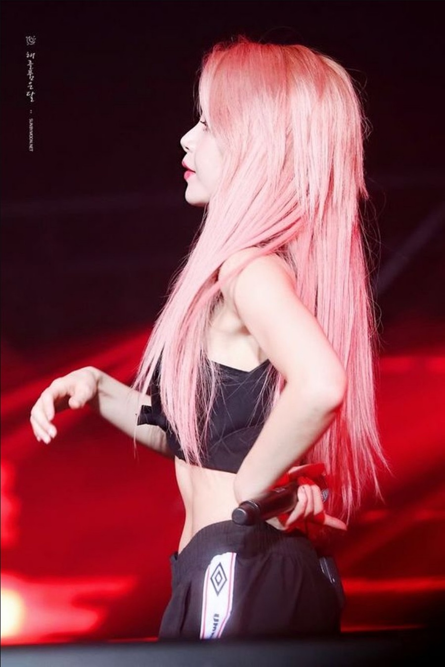 마마무 플러스 솔라 사진