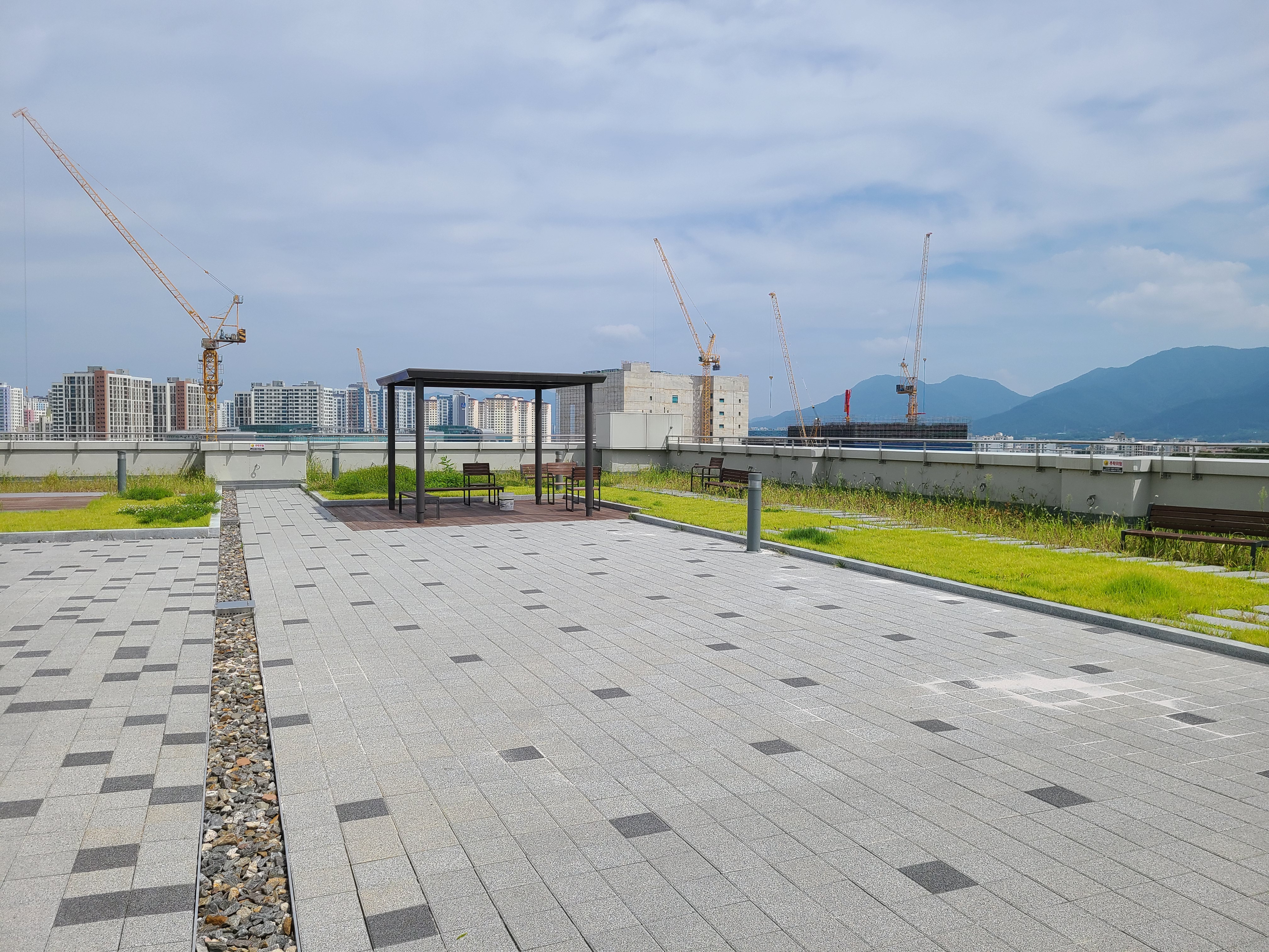 두산더프론트 미사 옥상1