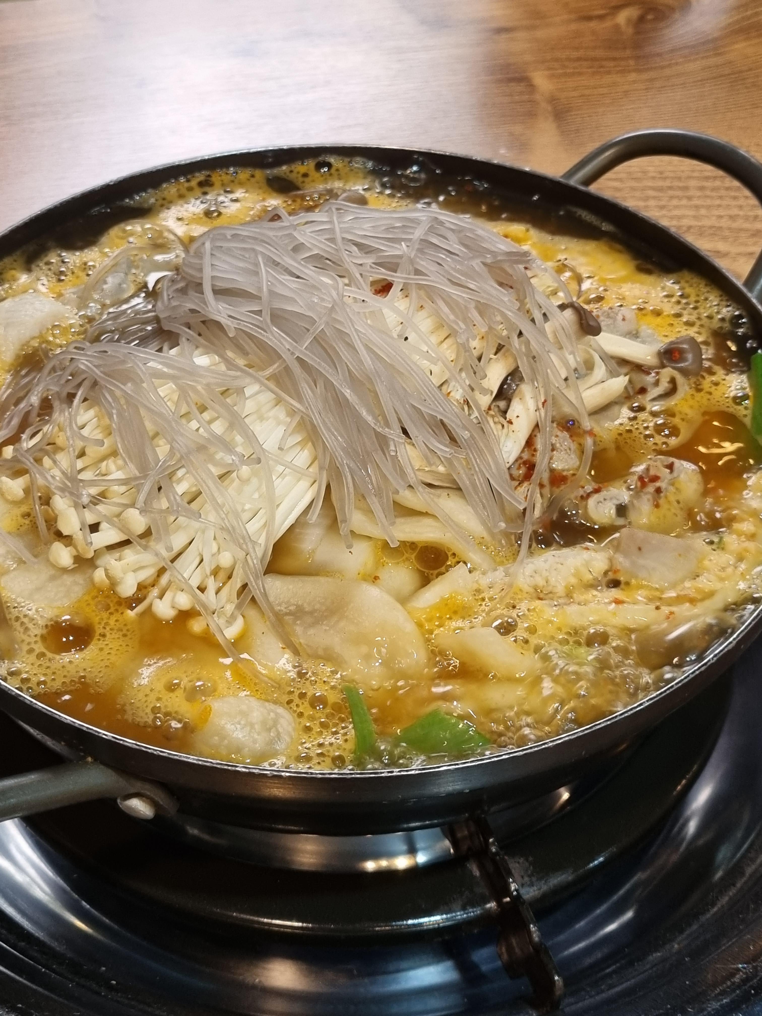 곱창전골명가도계물닭갈비_곱창전골