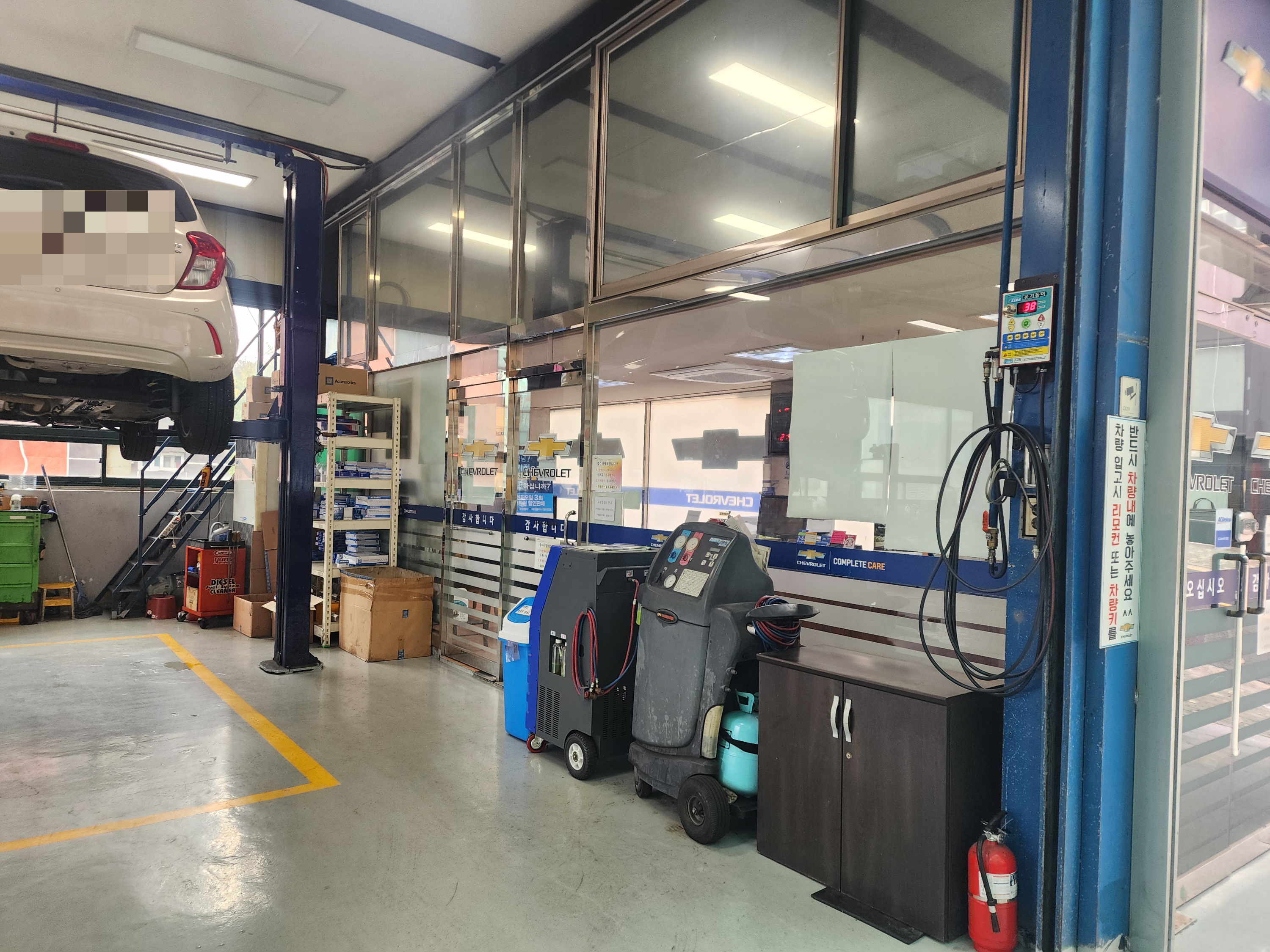 쉐보레 정릉서비스센터 스파크 tpms 에어컨필터 브레이크오일 미션오일 점화플러그 교체 대공사