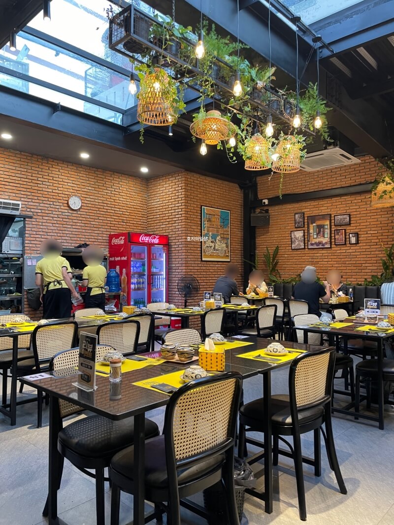 나트랑 안토이 베트남 가정식 신상 맛집 - 좌석