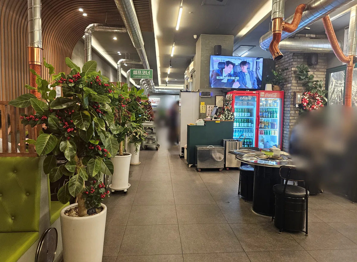 경기도-안양-평촌-맛집-고기집-벽돌집-가게내부