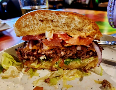 치즈버거인파라다이스햄버거단면