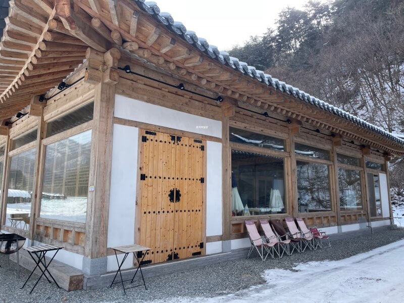 홍천 한옥 베이커리 카페 아나파우오 - 매장 별관