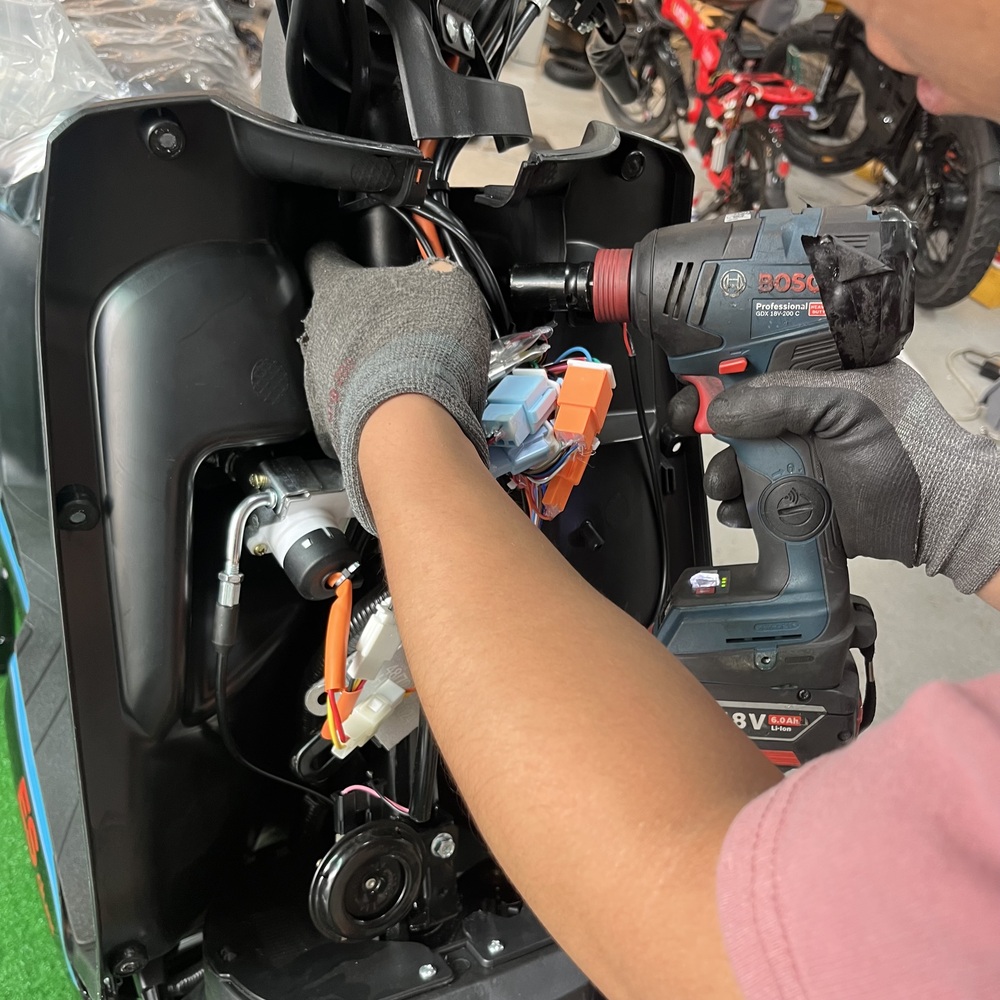 이지베이션 타우러스 ES 듀얼 조립: 수원 전동스쿠터 판매점