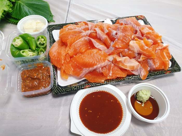이만기 동네한바퀴 시즌2 무주 구천동 생연어 송어회 맛집 활연어 생송어 직접 양식 맛있는 횟집 소개
