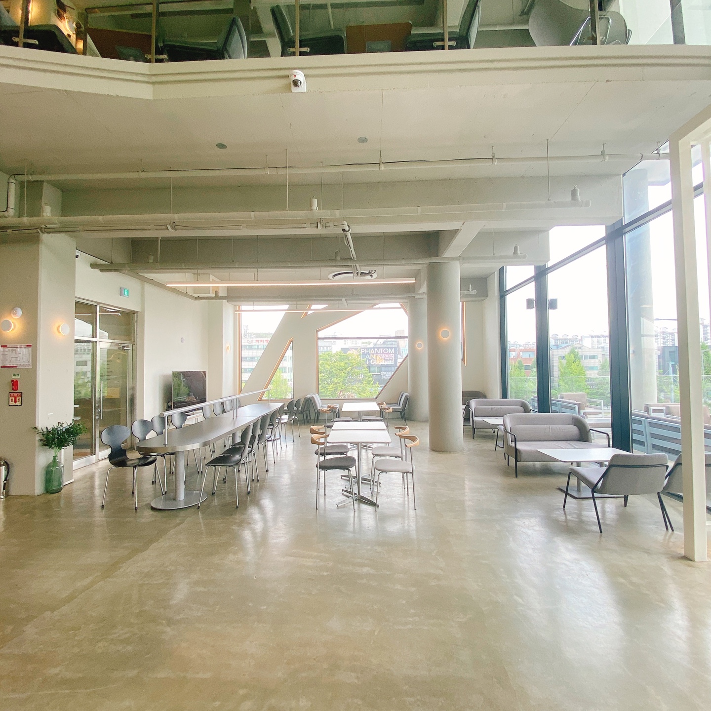 대전 대형베이커리 카페 크로넛 유성공원 에이트 aight