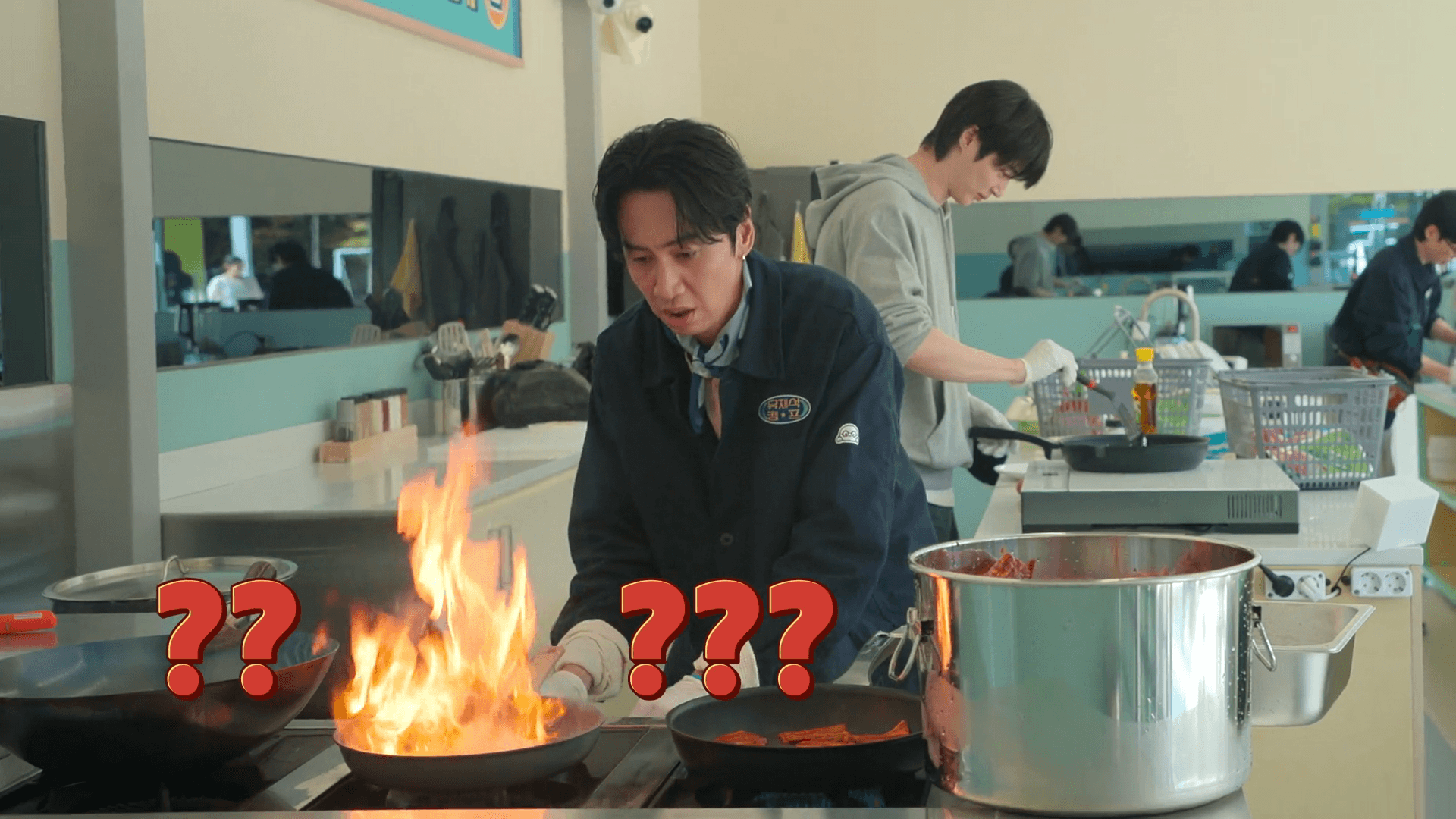 유재석 캠프 이광수 제육볶음 요리실력과 변우석 계란프라이 실수 장면