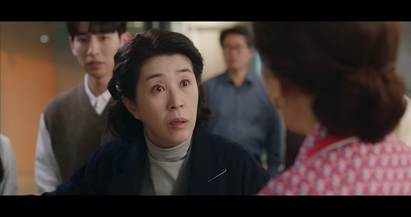 얘기르-듣는-덕례