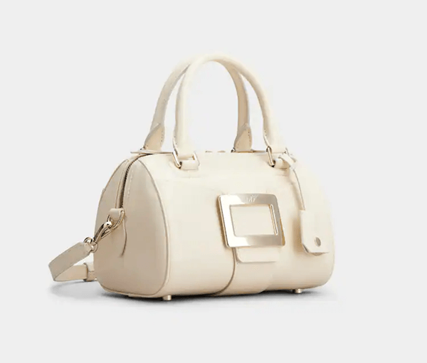 태양을 삼킨 여자 58회 장신영 가방