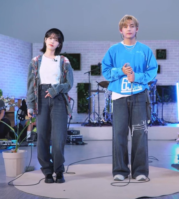 아이유, 뷔