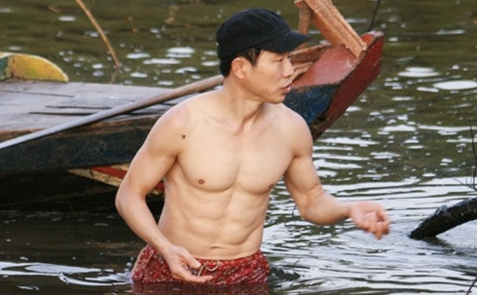 이문식 식스팩 몸매