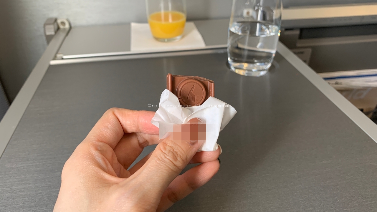 LH1126-FRA-BCN-BUSINESS-CHOCOLATE