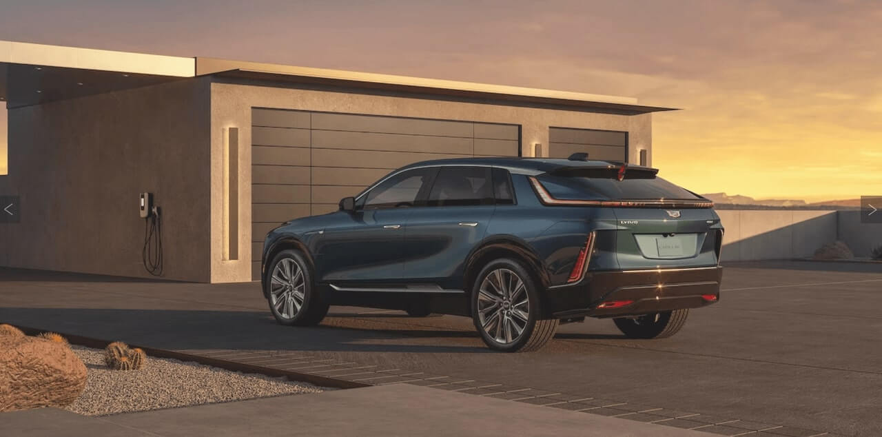 캐딜락 리릭 가격 인하 국내출시일 사전예약 실물사진 공개