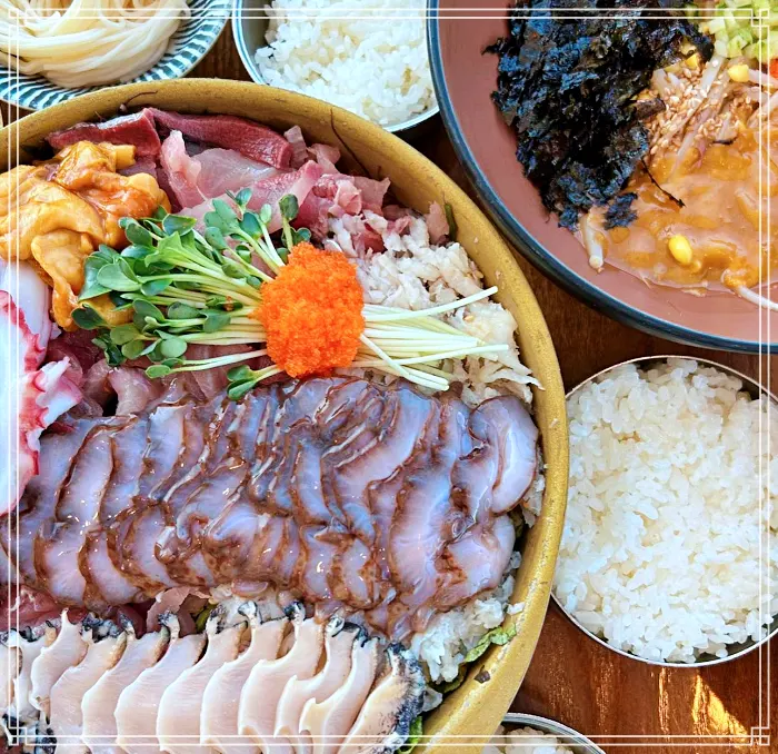 맛있는 녀석들 동해, 속초, 청초호 싱싱한 해산물, 전복, 해삼, 횟감, 사골육수 물회 맛집