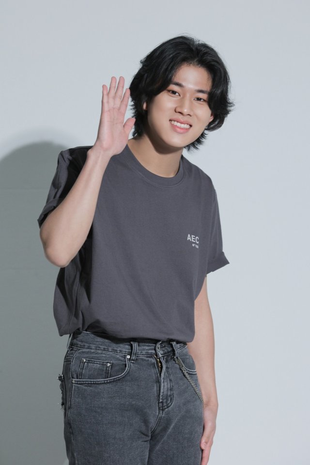 이무진-프로필-나이-과거-학교-싱어게인-여자친구-근황