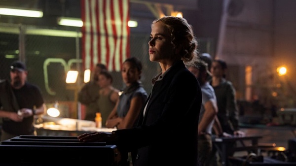 라이어니스-니콜-키드먼-작전-회의