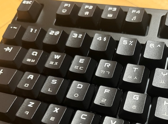 저렴한 체리 저소음 적축 키보드 구매 후기 (한성 GK787S) - 제품 구성