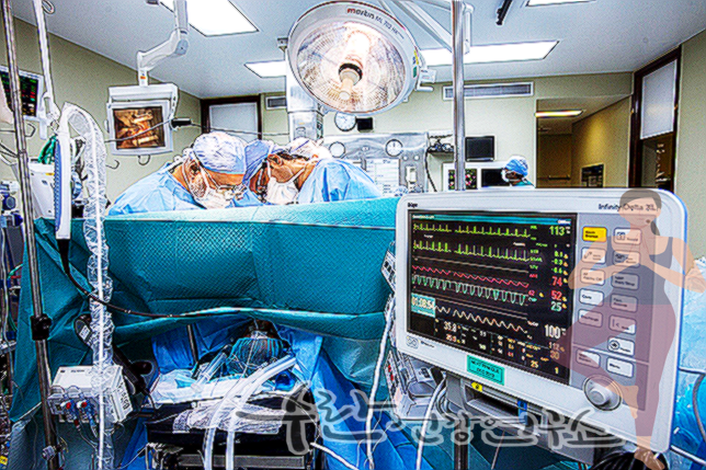 맹장염 초기증상