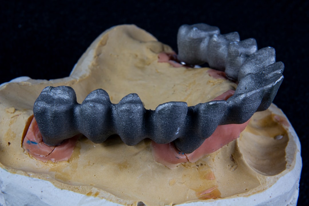 Implant