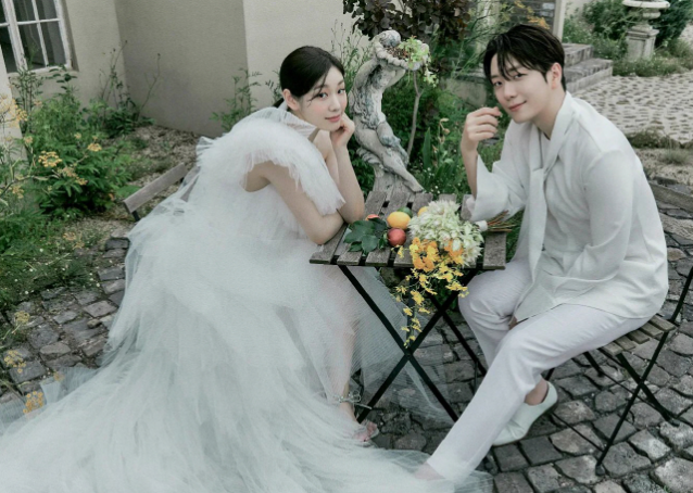 고우림 김연아 웨딩사진