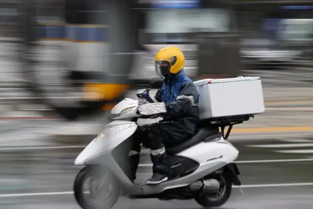 배달라이더 이미지