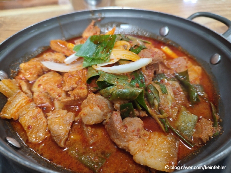 이가리 닻 전망대 근처 맛집