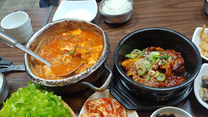 관악구 봉천동 냉동삼겹살 '부림식당'