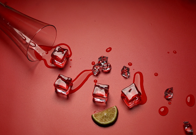 음료 중 물 사진