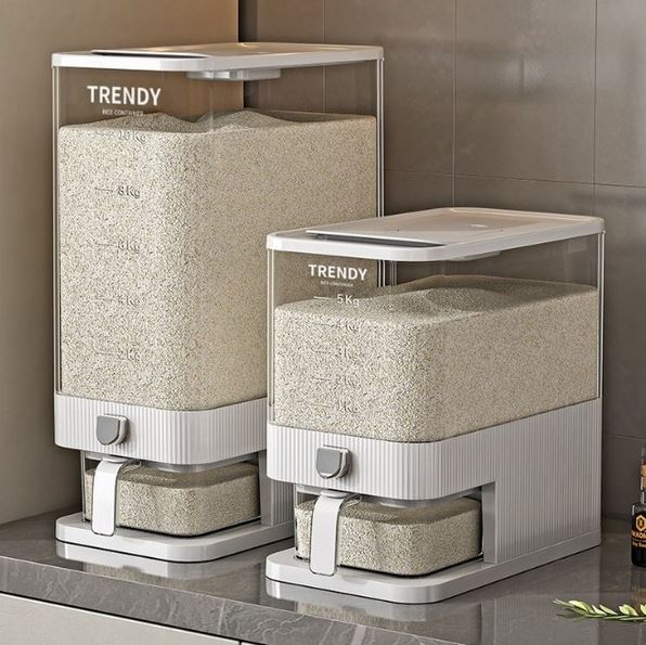 trendigo 원터치 밀폐 계량 쌀통 제품 사진 
10kg,5kg 두제품에 쌀이 담겨져있는사진