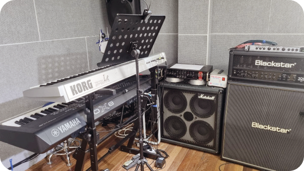 베이스 앰프, 키보드