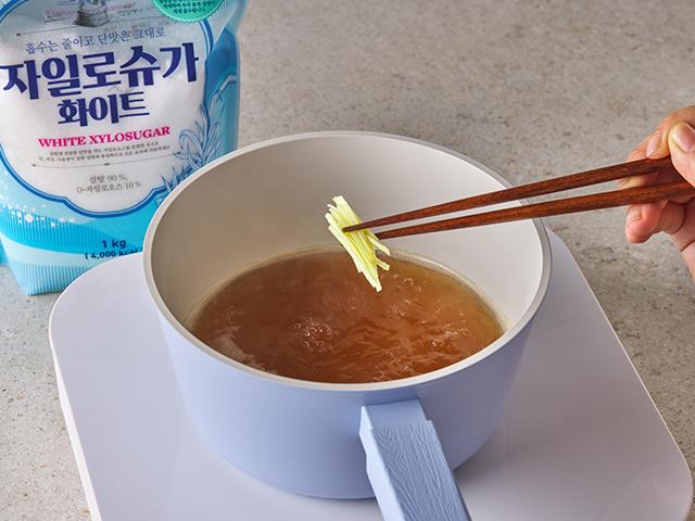 굴조림 레시피 굴요리 추천 자일로슈가