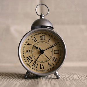 치매 초기증상 8가지 - 시간 감각 혼란