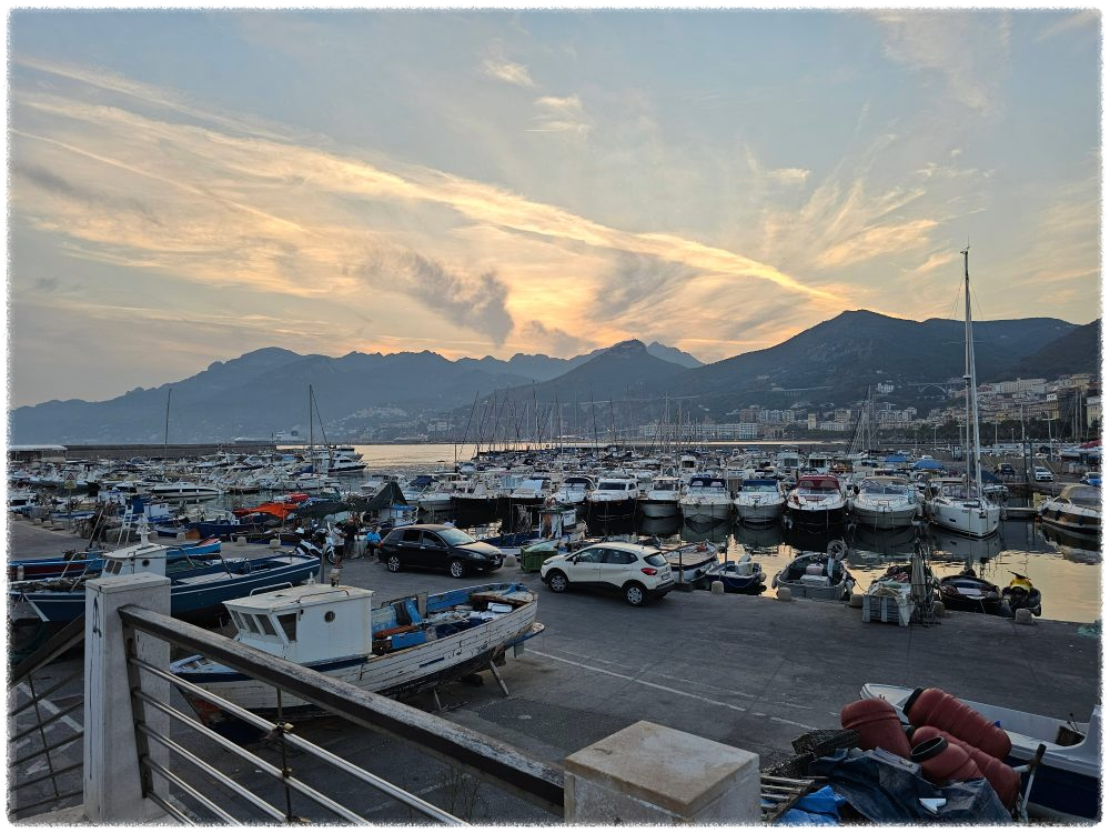 24. 9. 2 이탈리아 살레르노 앞 바다