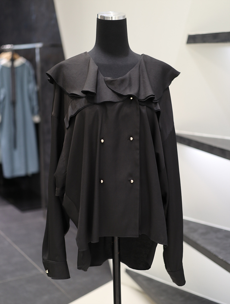 보브 벨 버튼 새틴 블라우스 셔츠 7122360501