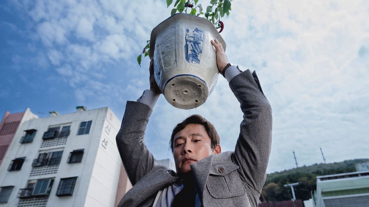 어쩔수가없다 개봉 평론가 후기