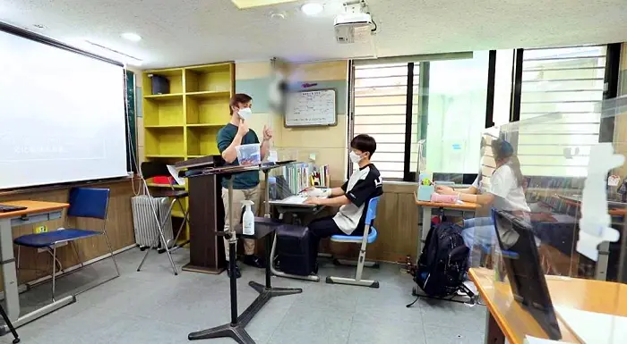 어서와 한국은 처음이지 탈북청소년 선생님 미국인 제임스가 맛본 북한음식 두부밥 냉면 인조고기밥 맛집 추천 위치