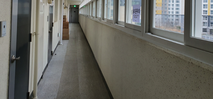 아파트 현관 결로2