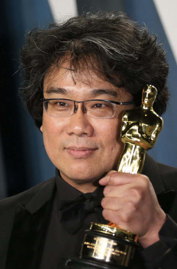 봉준호 감독과 관련된 사진