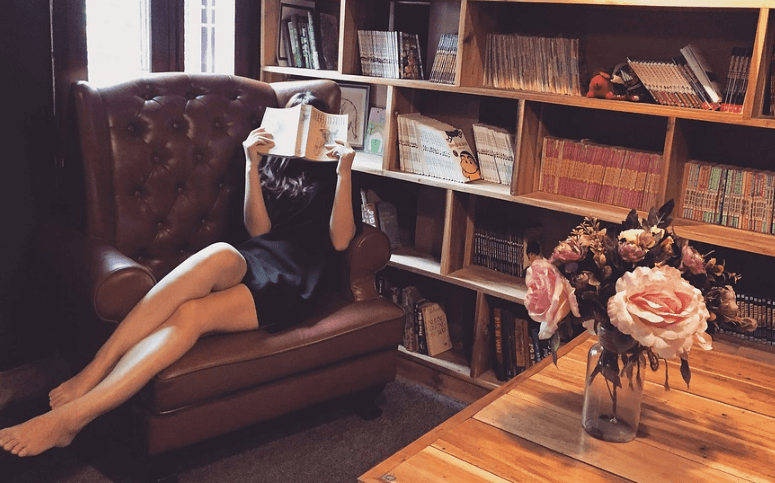 책보는 사진