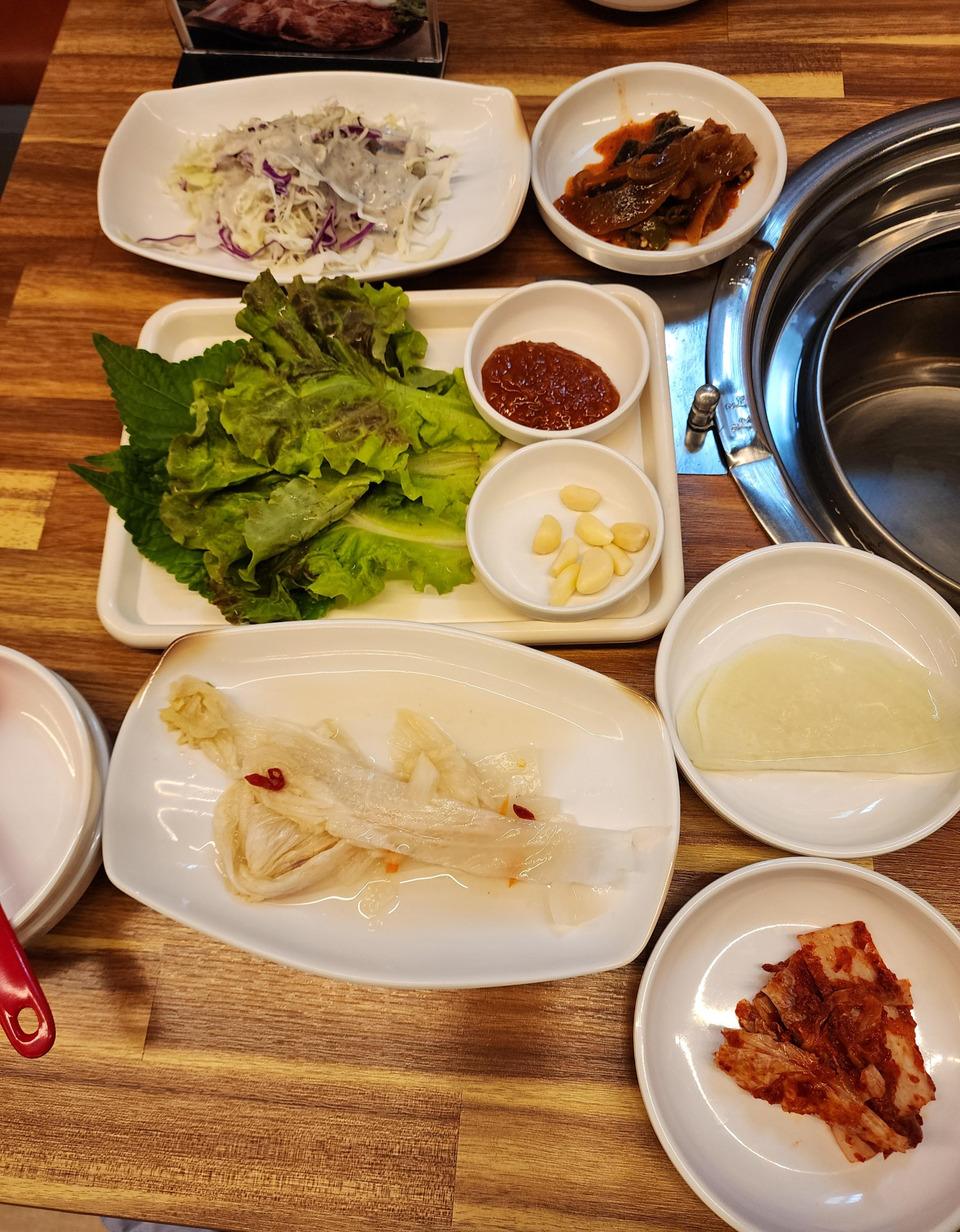 부산 갈비가 참 맛있다 점심특선 밑반찬