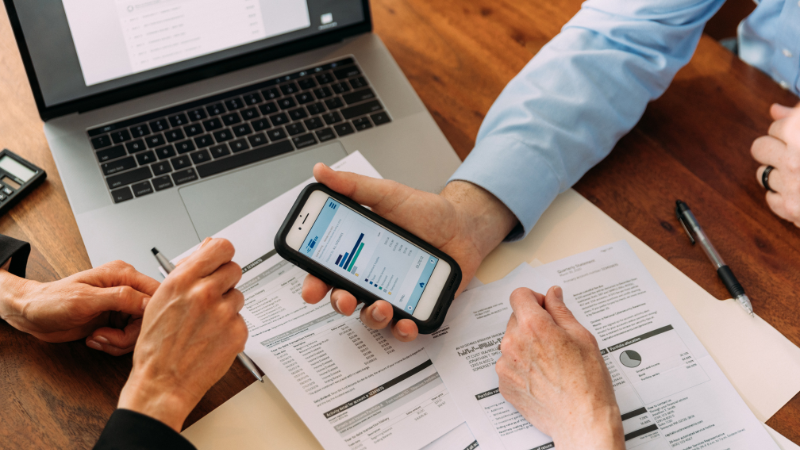 대출 없는데 신용점수가 떨어진 실제 사례 4가지