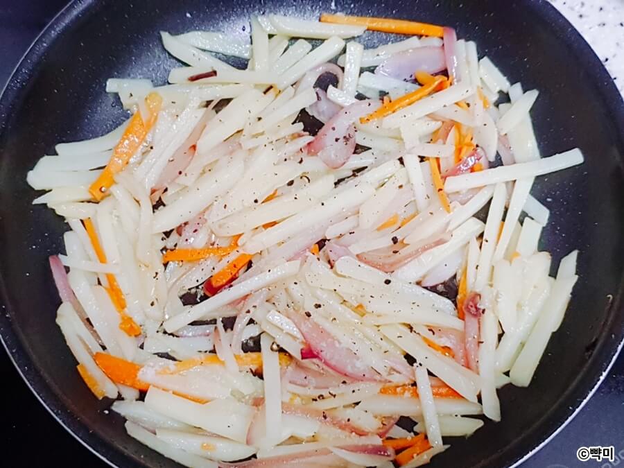 감자볶음-부서지지-않는-감자채볶음-만들기