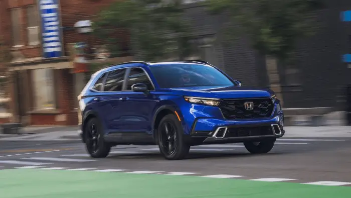 Honda CR-V (source: www.caranddriver.com/)